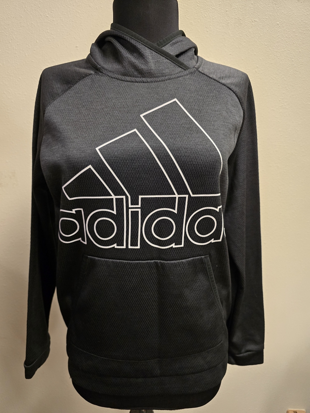 Adidas Women’s Small performance/pullover hoodie,